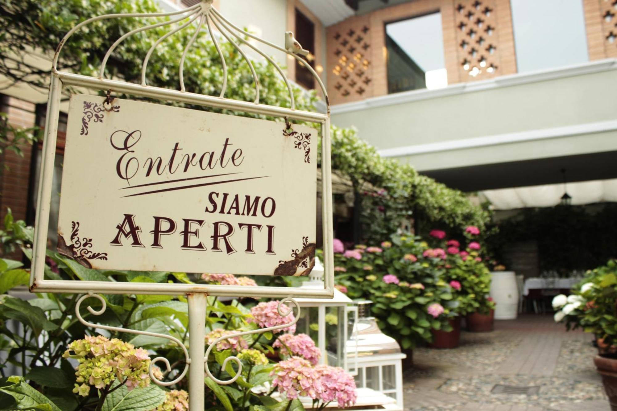 Albergo & Ristorante Selvatico Rivanazzano Terme Exterior foto